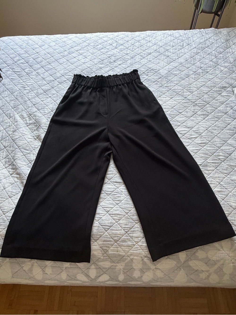 Women’s Wide Leg Black Dress Pants - Elastic Waist - Size 8